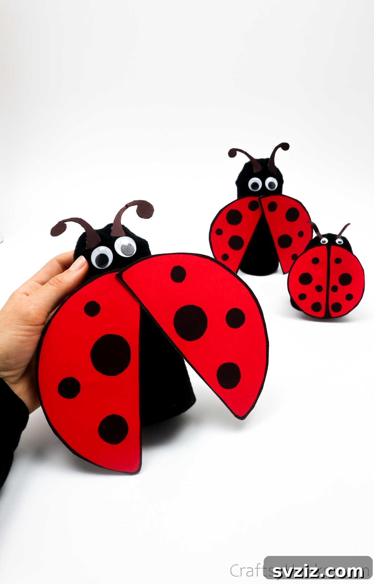Sunny Summer Crafts for Little Hands 7 Ladybug Craft from a Toilet Paper Roll