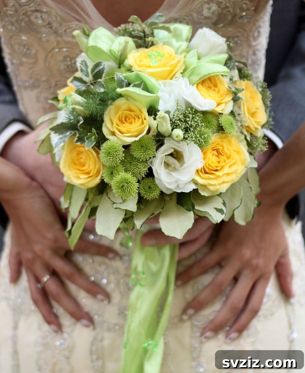 Stunning Summer Wedding Color Palettes 14 Cheerful yellow floral arrangements creating a charming and sunny tone for a summer wedding