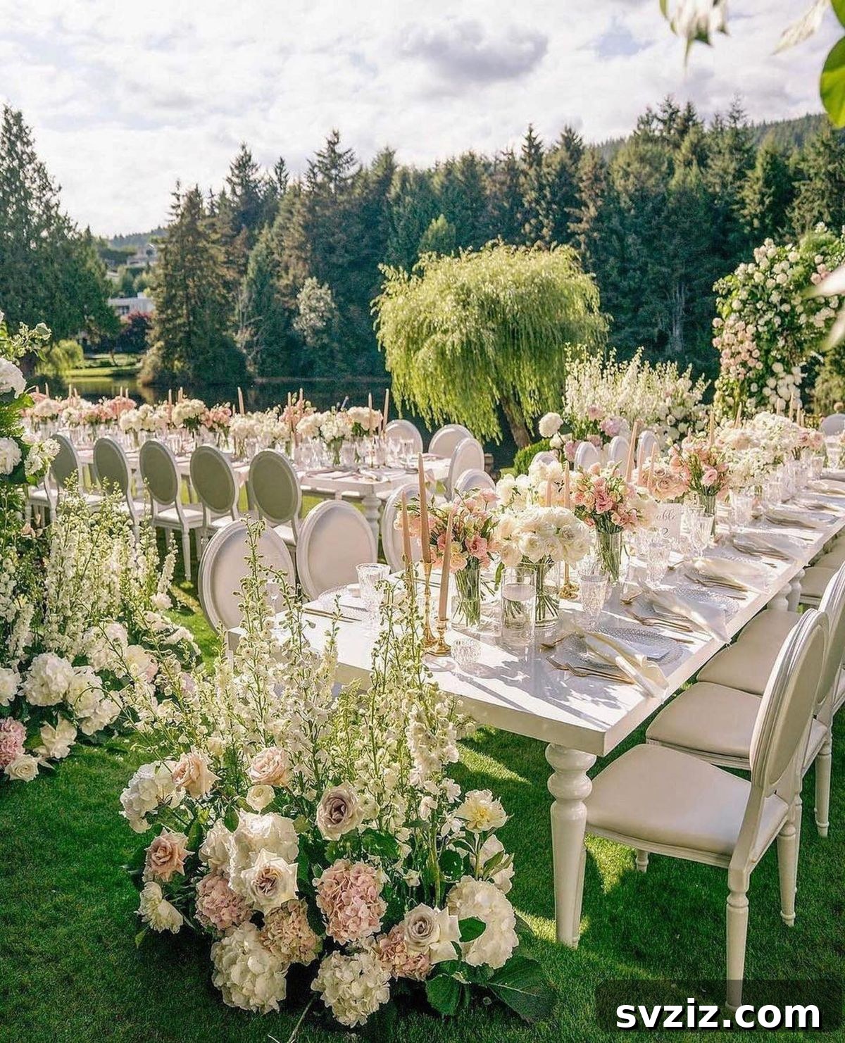 Beautiful and eye-catching natural elements in garden wedding decor