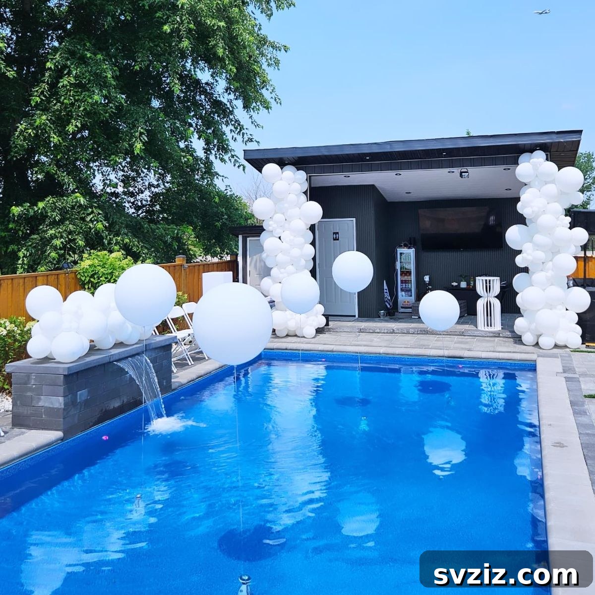 17 Epic Pool Party Themes for Adults 6 4. White Pool Party Theme