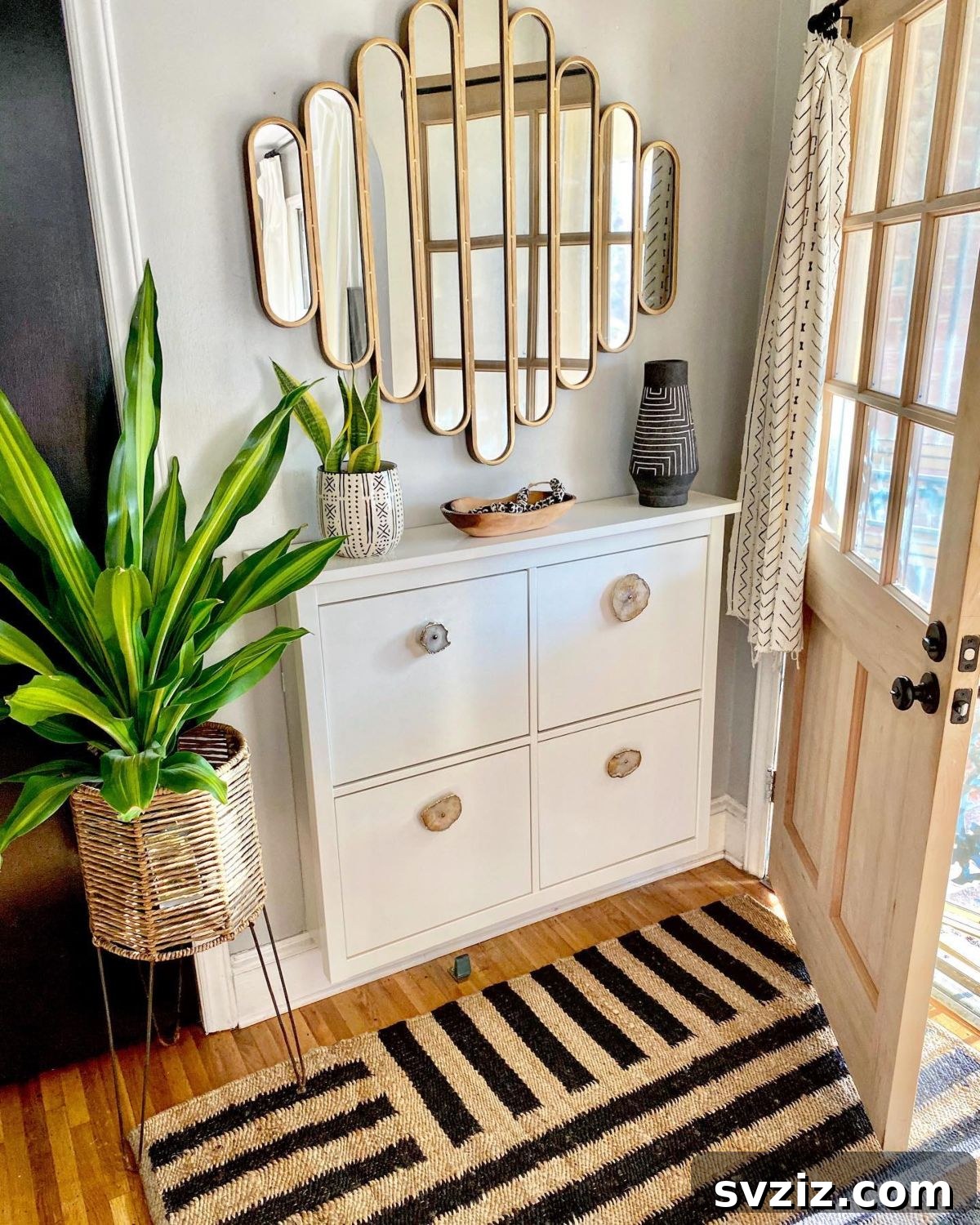 23 Clever IKEA Hacks to Maximize Small Entryways 17 15. Shoe Corner