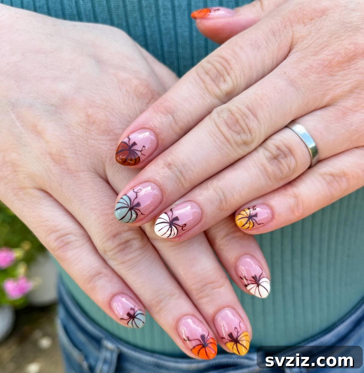 23 Hottest Autumn Nail Trends to Inspire You 25 Cute Colorful Pumpkin Tips Manicure