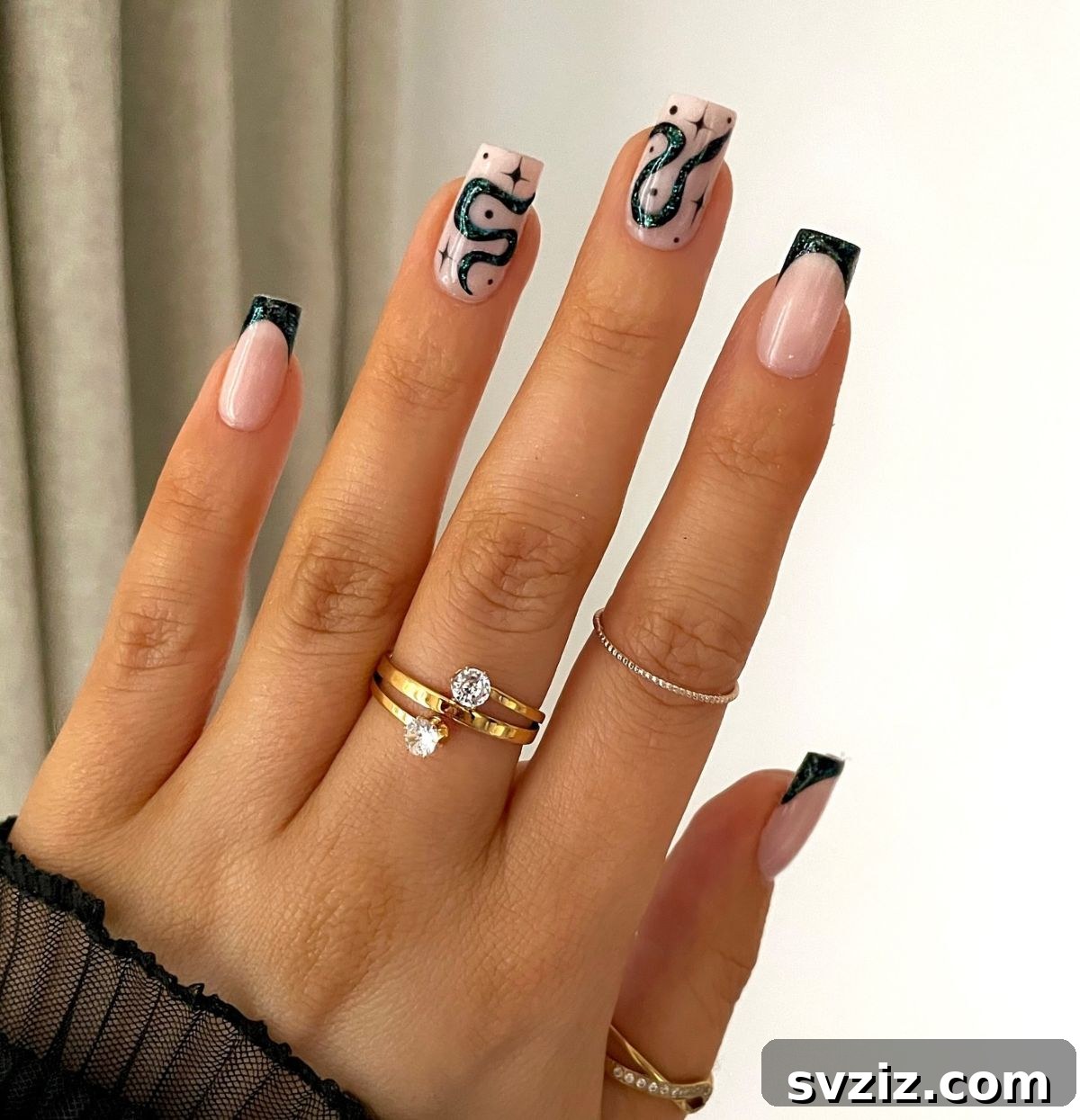 15. Snakes and Black Tips