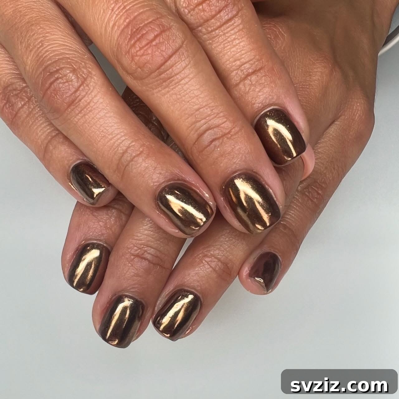 Gleaming Chrome Nail Art for Autumn 18 16. Glitzy Chocolate Chrome Nails
