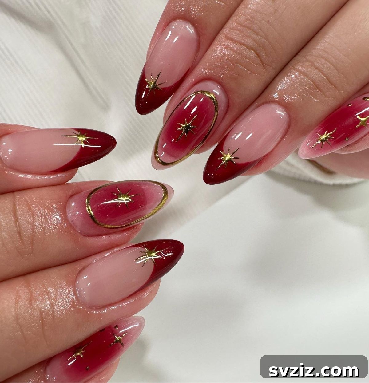 5. Glitzy Red Nails
