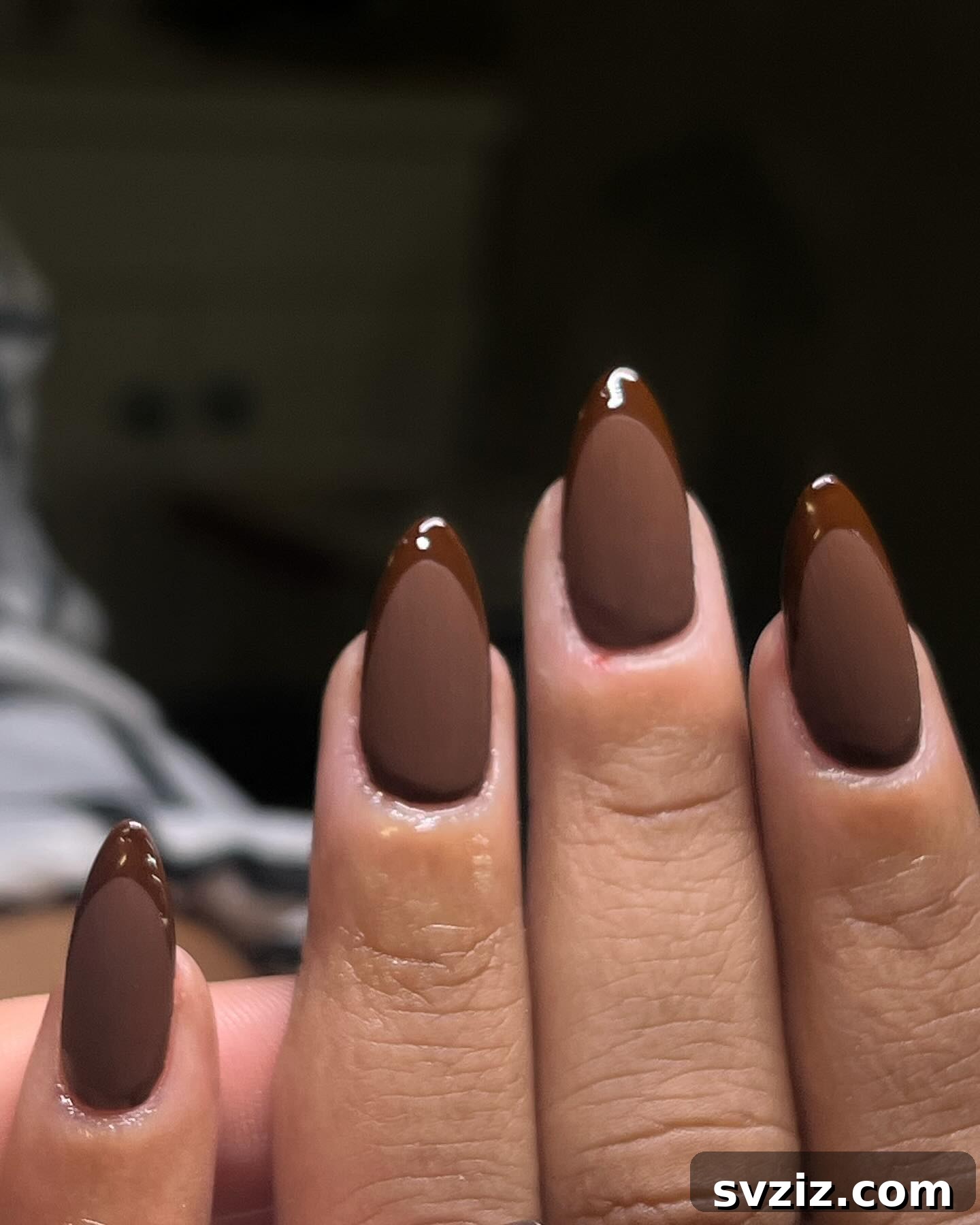 21 Exquisite Almond Nail Designs for Thanksgiving 5 3. Matte Chocolate Brown with Glossy Tips Almond Nails