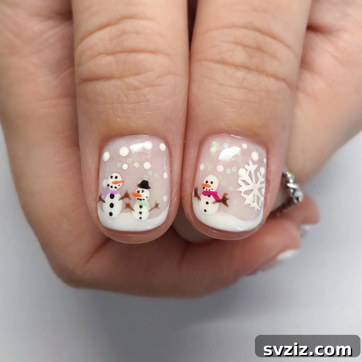 16. Snow Globe Nails