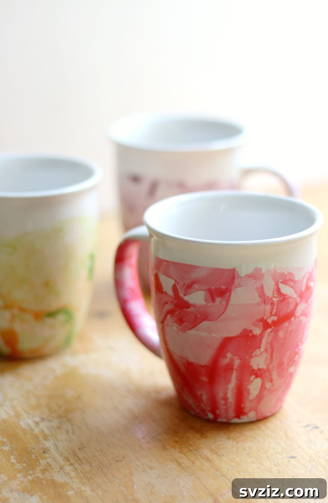 DIY Marbled Nail Polish Mugs with unique patterns