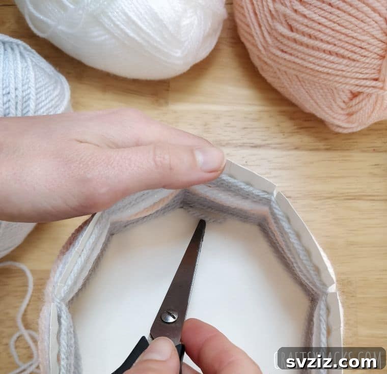 Finishing yarn woven bowl