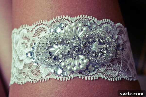 20 Wedding Craft Ideas That Won't Break the Bank 5 Handmade Wedding Garter