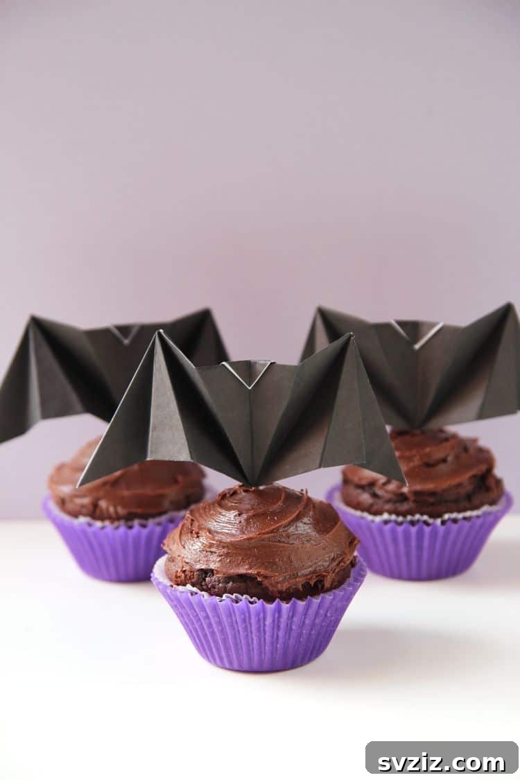 Ghoulishly Good Halloween Paper Creations 18 Bat Cupcake Toppers