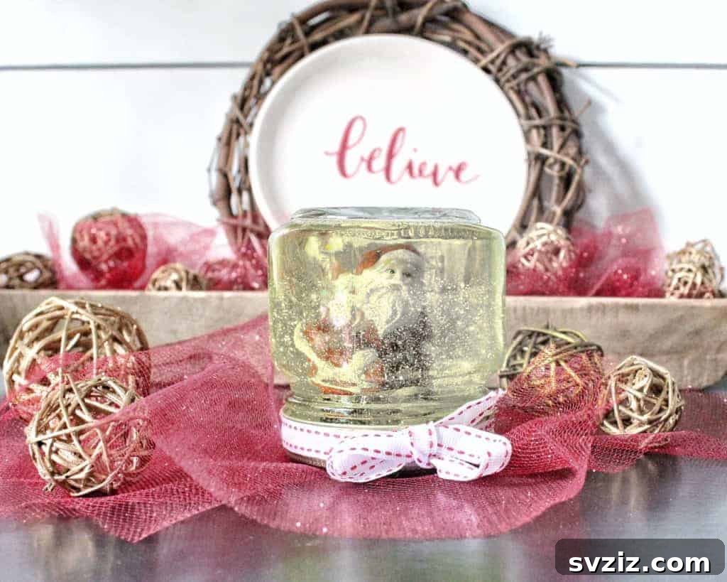 20 Festive Holiday DIYs for Teens 11 DIY Snow Globe
