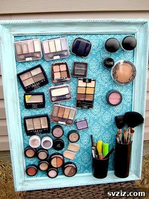 DIY Magnetic Makeup Board for Organization