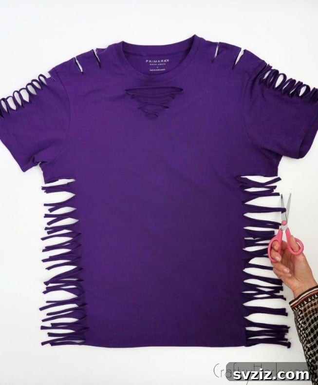 No-Sew T-Shirt Makeover 11 cutting loops of shirt