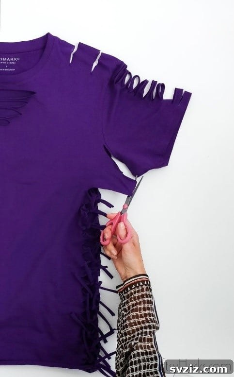 No-Sew T-Shirt Makeover 15 cut armpit seam