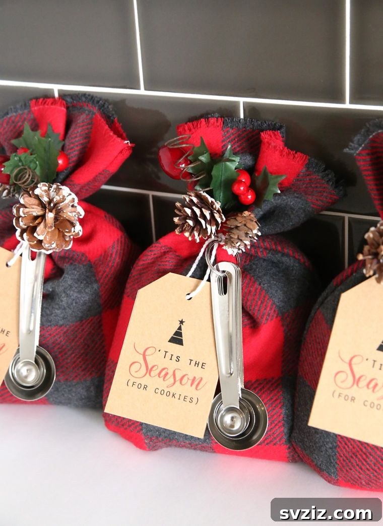 Crafty Christmas: 20 Handmade Gifts for Your Nearest and Dearest 13 Homemade Cookie Mix Gift Sack