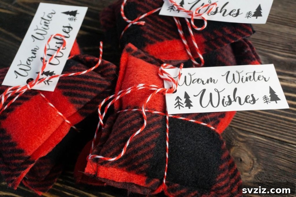 Crafty Christmas: 20 Handmade Gifts for Your Nearest and Dearest 6 DIY Fleece Buffalo Plaid Hand Warmers