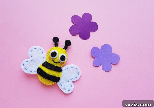 Felt Bumblebee