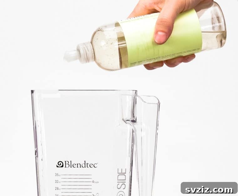 Clean Smarter Not Harder: 10 Time Saving Hacks 12 Self-Cleaning Blender Hack