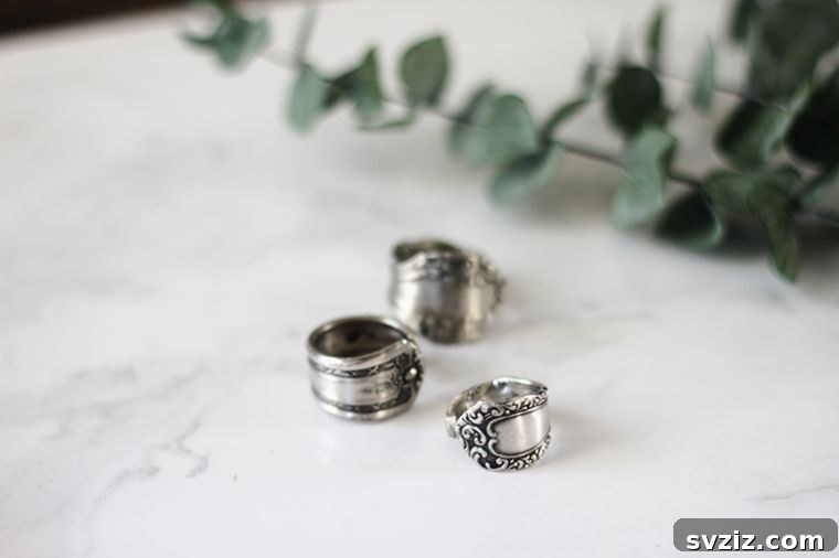27 DIY Rings You'll Never Want to Take Off 22 Unique upcycled DIY spoon ring crafted from an old metal spoon.