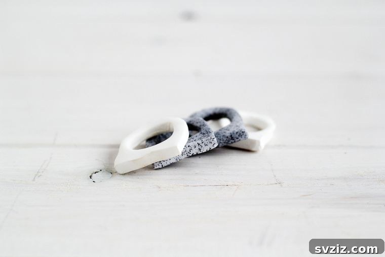 27 DIY Rings You'll Never Want to Take Off 29 Bold DIY faux granite rings, perfect for a statement piece or professional gift.