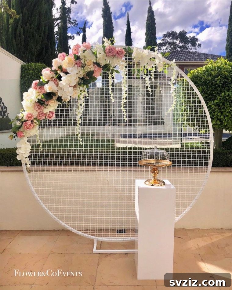 Simply Chic Arch