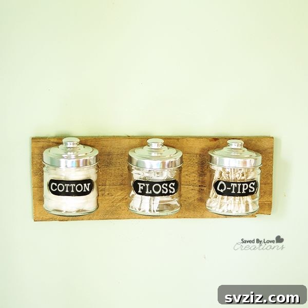 DIY rustic pallet wood wall organizer