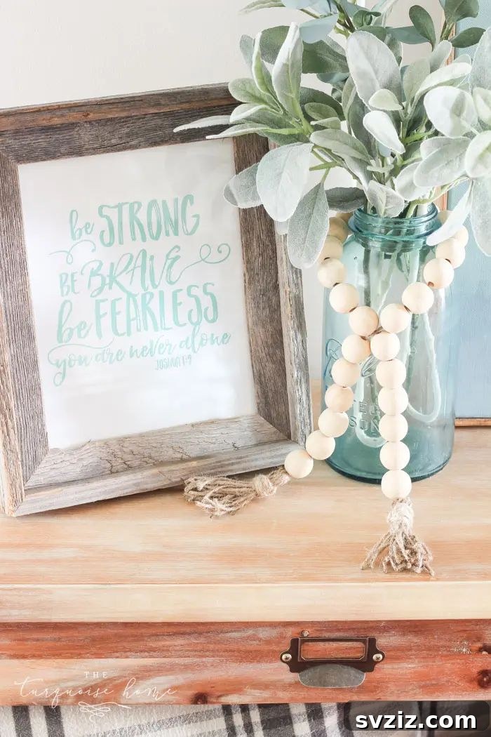 Chic Wooden Bead Garland with Tassels - Boho Decor