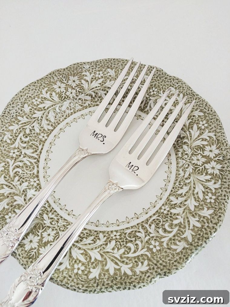 27 Brilliant Wedding Gift Ideas for Newlyweds 19 custom silverware