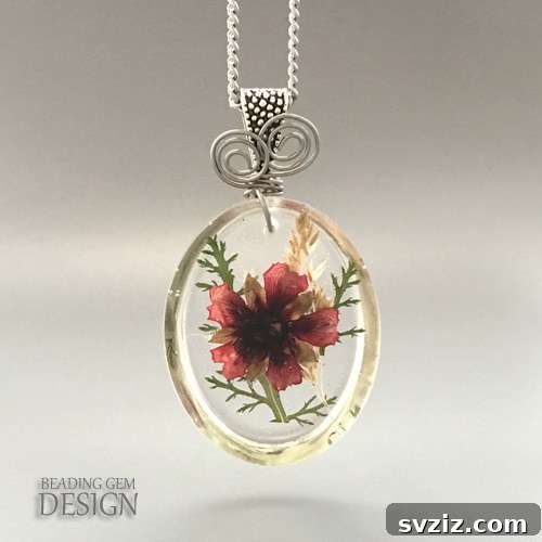 37 Brilliant Resin Projects You'll Be Obsessed With 30 Pressed Flower Resin Jewelry