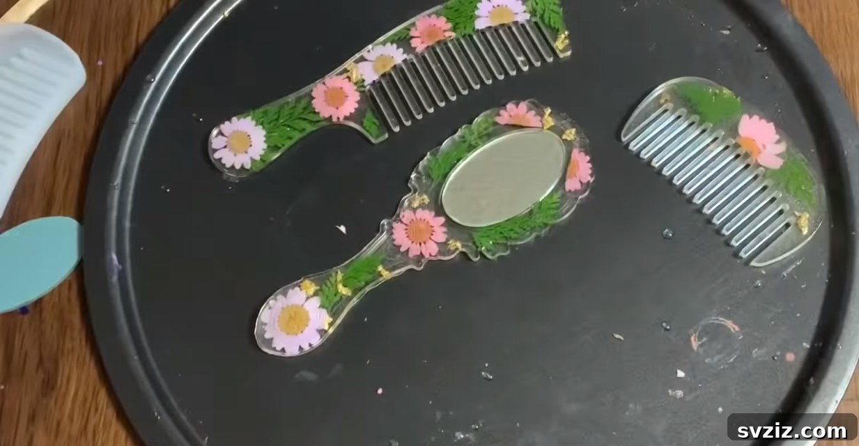37 Brilliant Resin Projects You'll Be Obsessed With 33 Resin Comb And Mirror